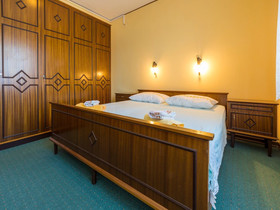 Apartments Antony