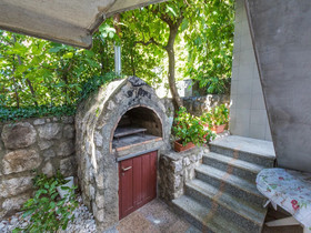 Apartments Antuno