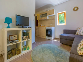 Apartments Bartulin