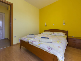 Apartments Dolly