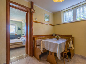 Apartments Elena