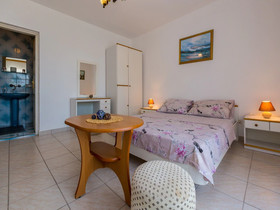 Apartments Eva
