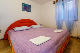 Apartments Frutis