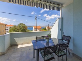 Apartments Frutis