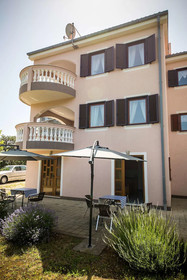 Apartments Illy