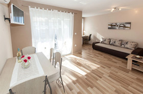 Apartments Karmen 2