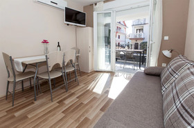 Apartments Karmen 2
