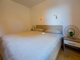 Apartments Livaja