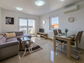 Apartments Livaja