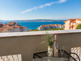 Apartments Livaja