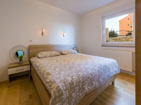 Apartments Livaja