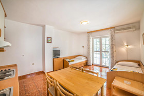Apartments Ljiljana