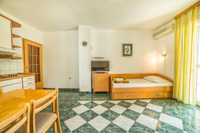 Apartments Ljiljana