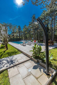 Apartments Ljiljana