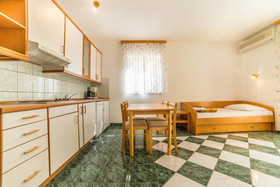 Apartments Ljiljana