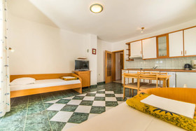 Apartments Ljiljana