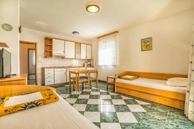 Apartments Ljiljana