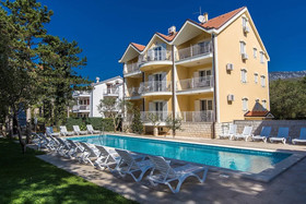 Apartments Ljiljana