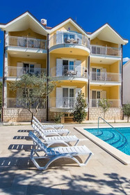 Apartments Ljiljana