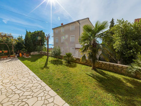 Apartments Mara