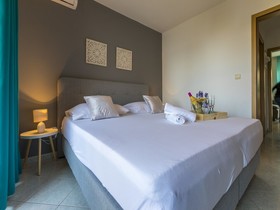 Apartments Mara