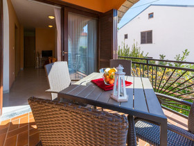 Apartments Mara