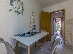 Apartments Mara