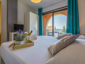 Apartments Mara