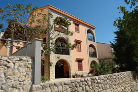 Apartments Mara