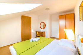 Apartments Mirela