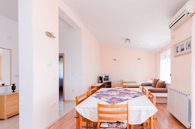 Apartments Nenad