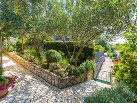 Apartments Neno