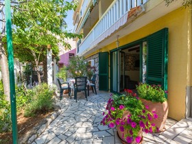 Apartments Neno