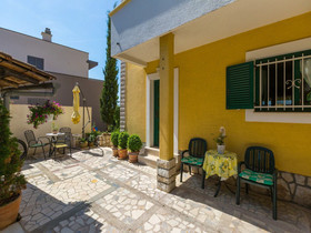 Apartments Neno