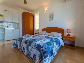 Apartments Neno