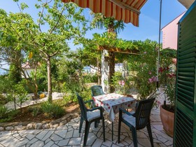 Apartments Neno