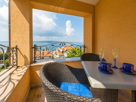 Apartments Pekera