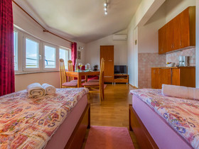 Apartments Pekera