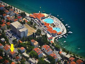 Apartments Pekera