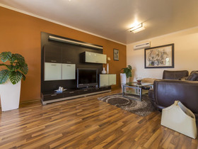 Apartments Pekera