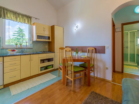 Apartments Pekera