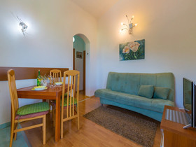 Apartments Pekera