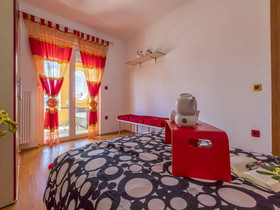 Apartments Pekera