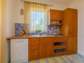 Apartments Pekera