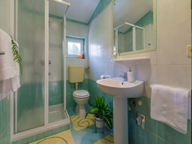 Apartments Pekera