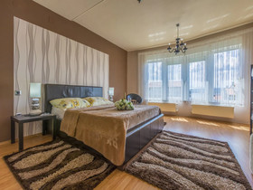 Apartments Pekera