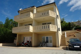Apartments Petak Novi