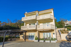Apartments Petak Novi