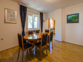 Apartments Pinty