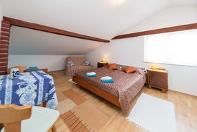 Apartments Raif